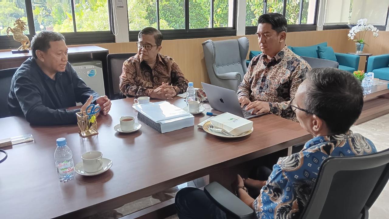 Bersama Rektor Universitas Indonesia Prof. Heri